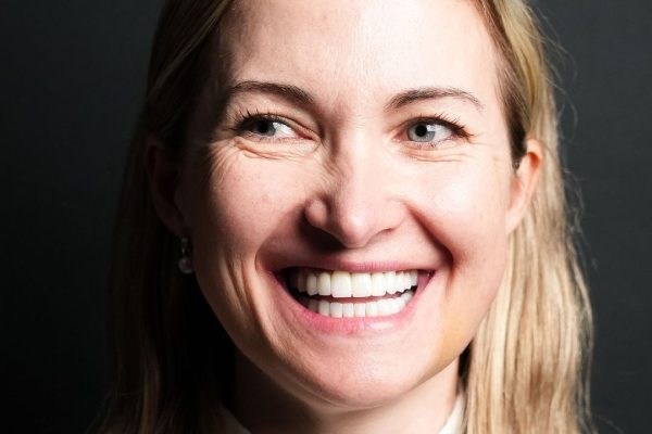 Hollywood Smile: Aesthetic Dentistry for a Red Carpet Look