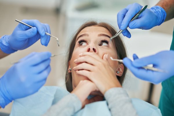 Overcoming Dental Anxiety: A Guide to Painless & Calm Dentistry