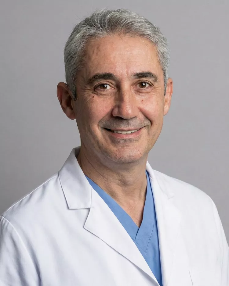 Dr. Barış E.
